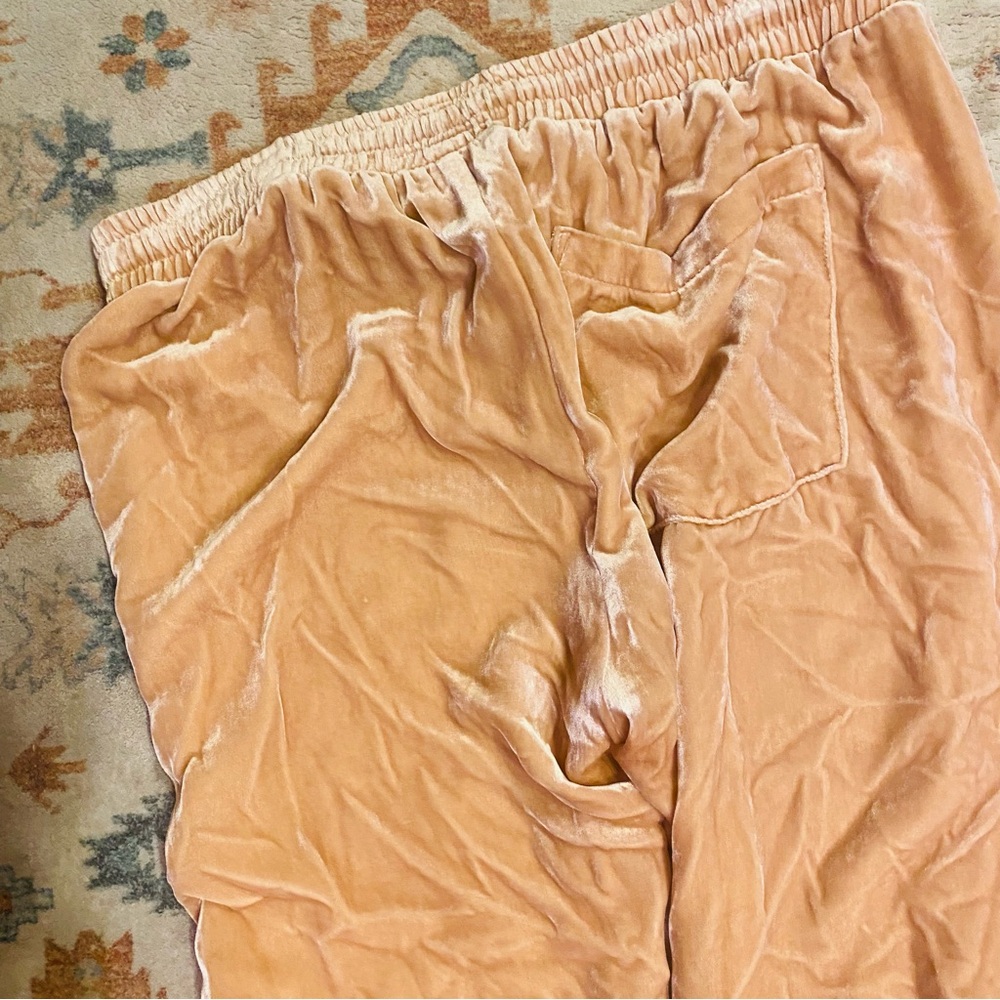 CURRENT/ELLIOTT Blush Pink Velvet Joggers - Picture 6 of 6
